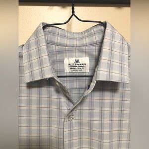 Mizzen & Main M shirt